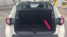 Renault Captur 0.9 TCE 90 Play 5dr Petrol Hatchback